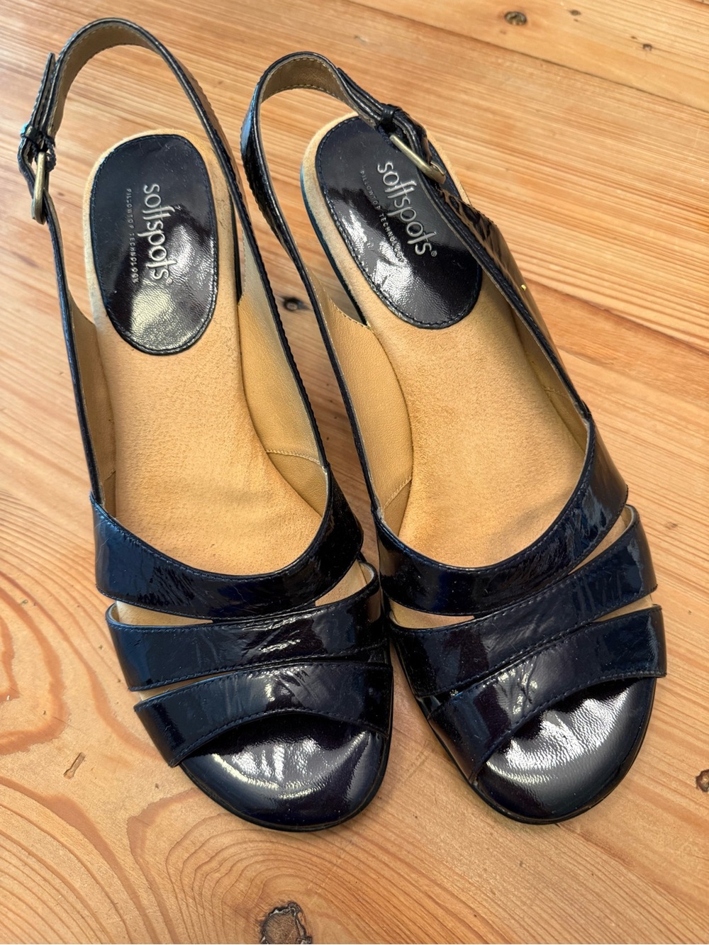 Softspots Women's Navy Patent Slingback Sandals